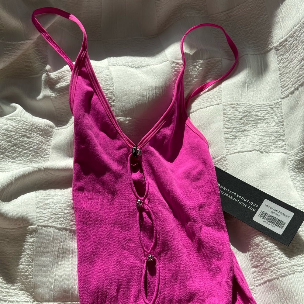 WHITEFOX Boutique Link Up Mini Pink Dress & Gloves